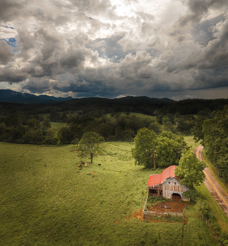 Old Barn Near Blairsville