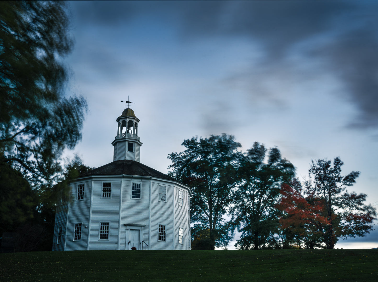 The Old Round Church in Richmond Vermont Part III
